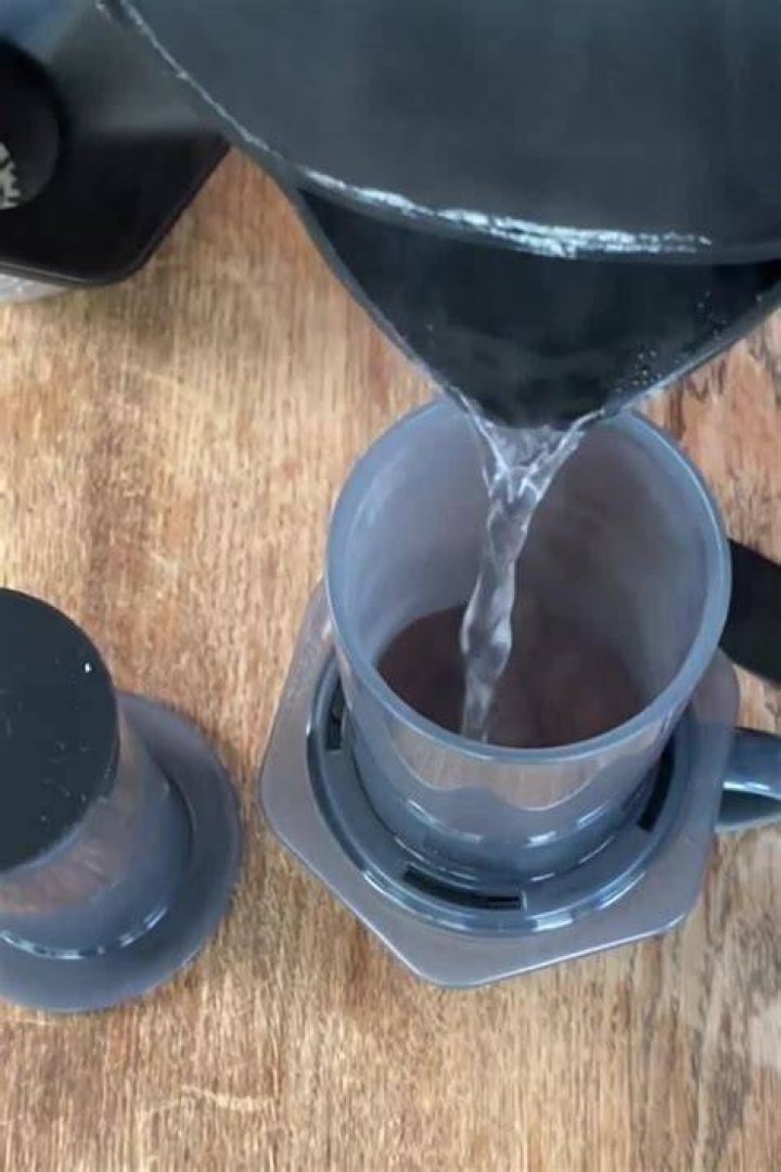 How long do you let AeroPress brew?