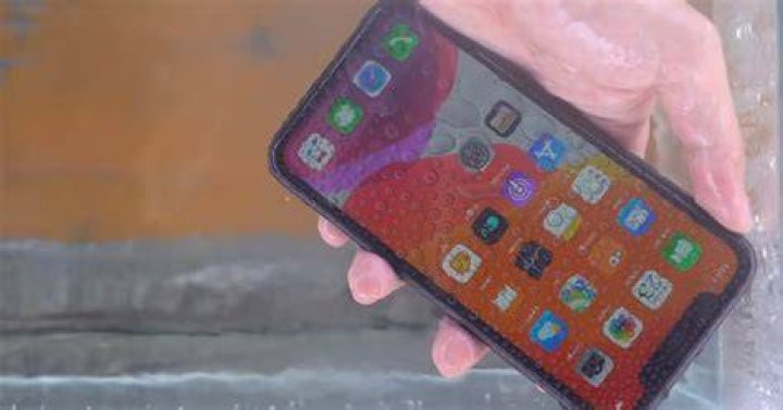 Is refurbished iPhone 11 waterproof?