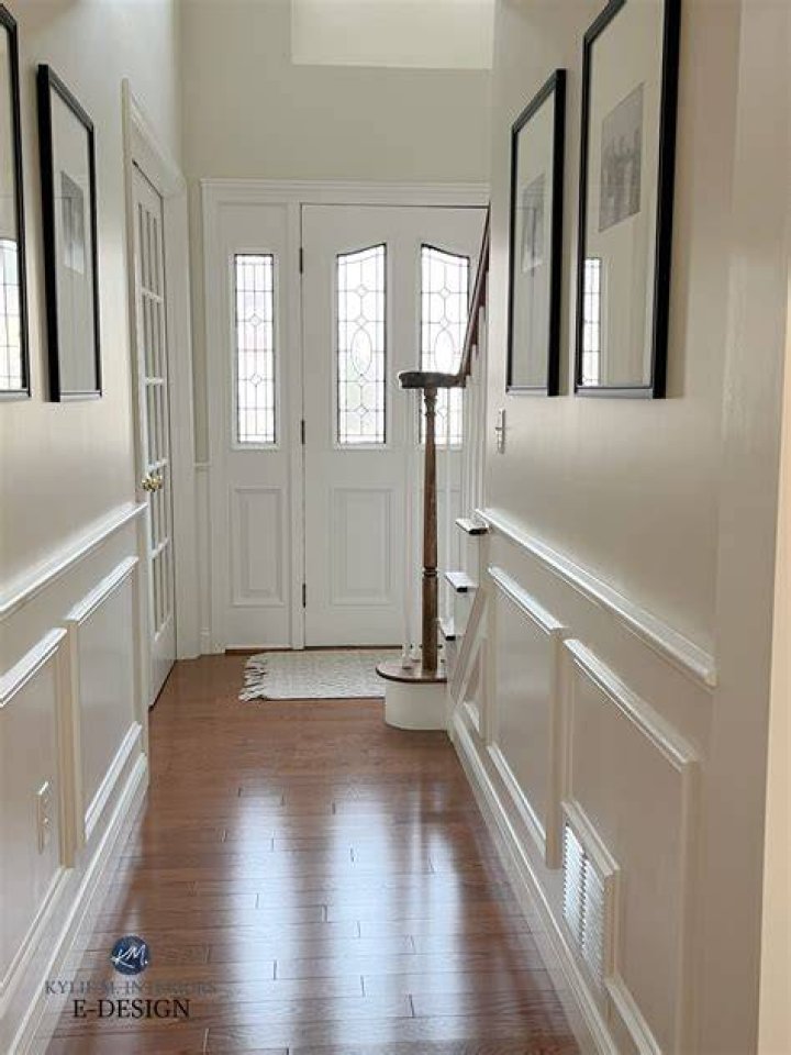 What is a good colour for a hallway?