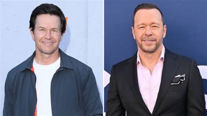 Who is richer Donnie Wahlberg or Mark Wahlberg?