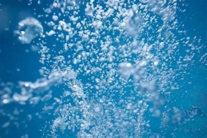 Why does Aero have bubbles?